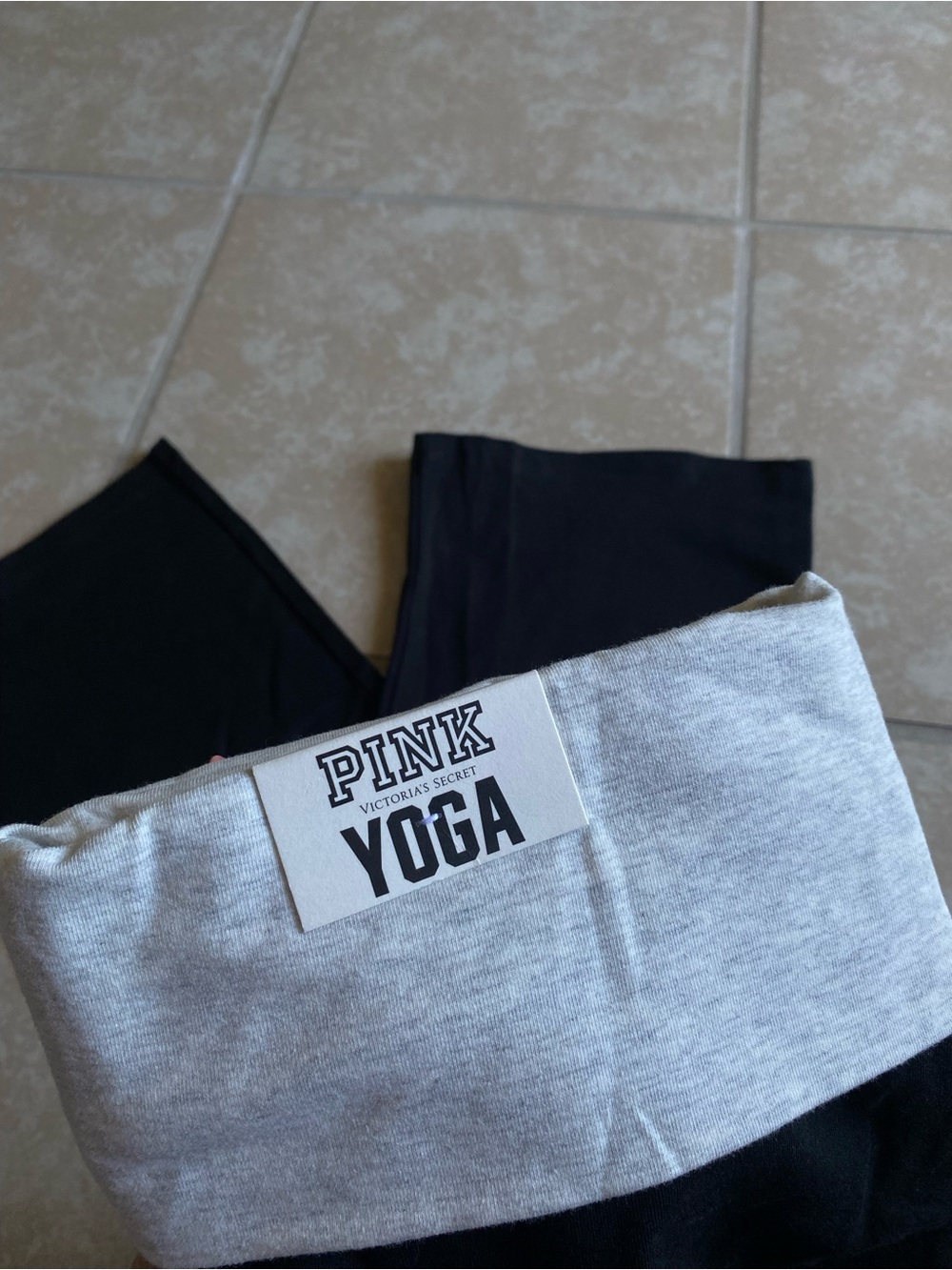Victoria secret PINK NWT black foldover bootcut yoga pants - Picture 4 of 13